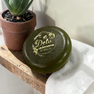 Sabonete Artesanal Babosa e Argila Verde.